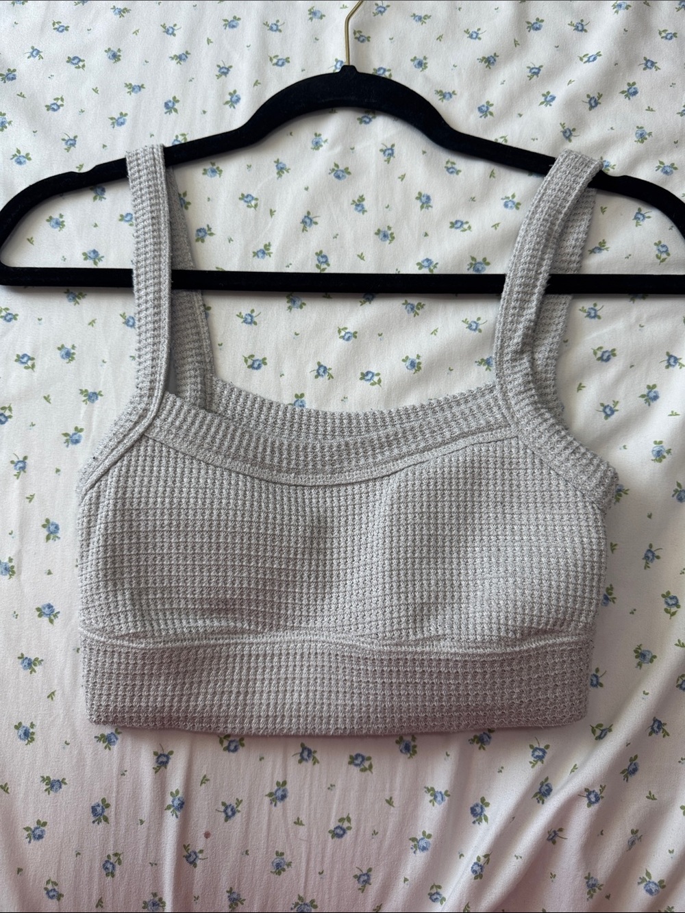 Gilly Hicks Light Gray Textured Knit Crop Tank